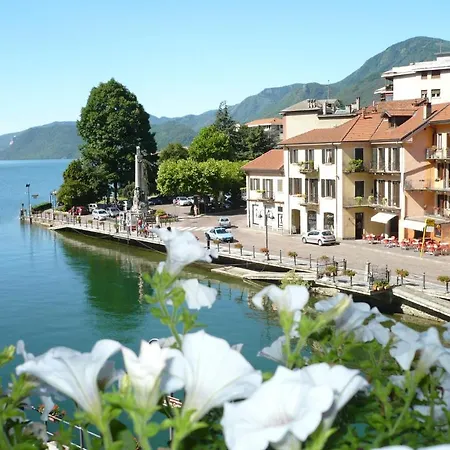 Hotel Croce Bianca Omegna Zimmer foto